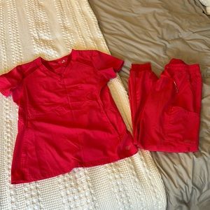 White Cross Fit XS flamingo (pink/red) scrub set